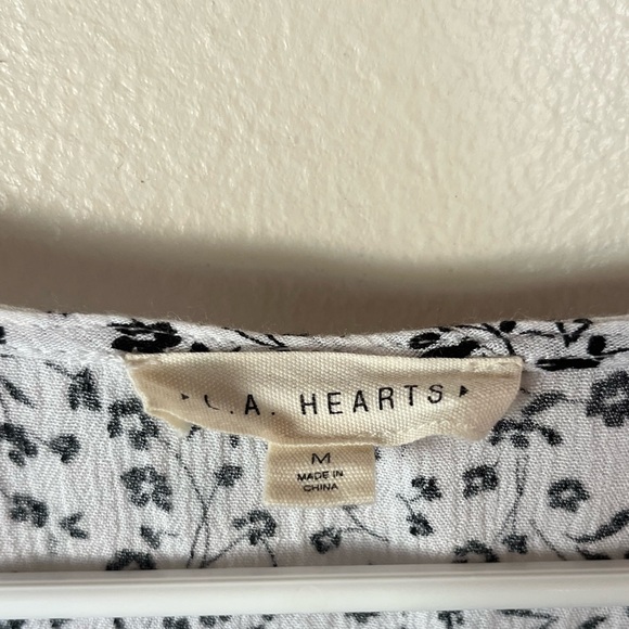 White Blouse with Black Flowers - Picture 2 of 3